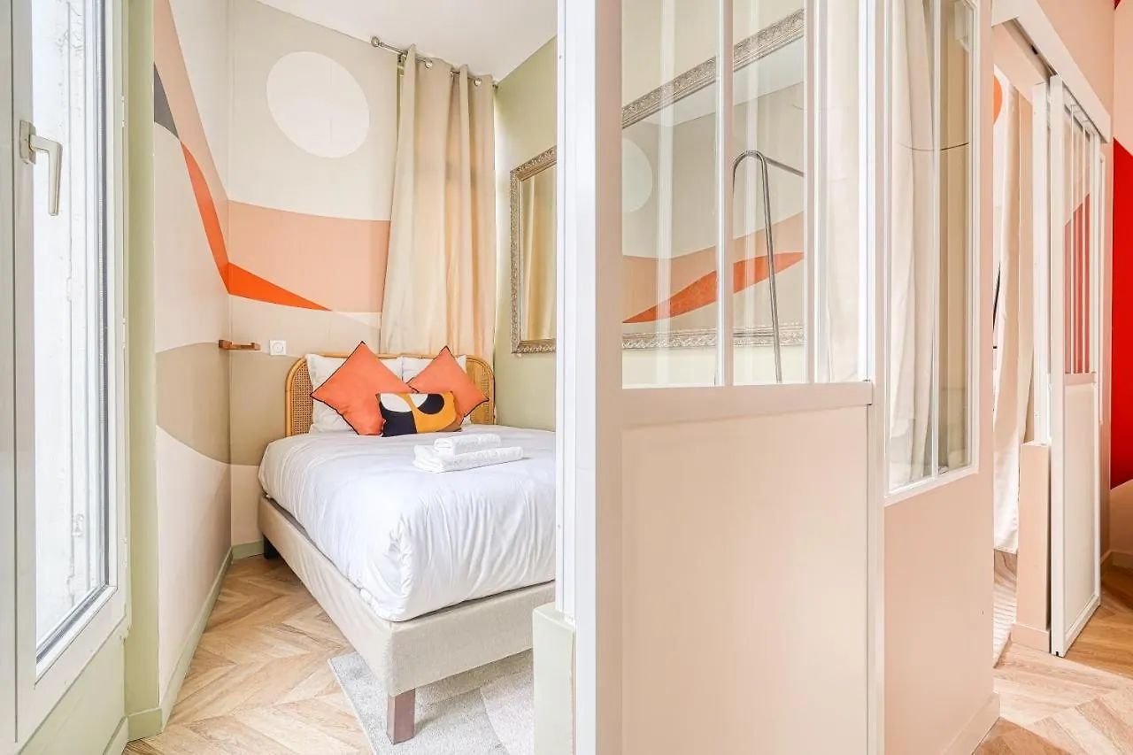 Apartment Appartement Place Du Marechal Juin - Gourgaud Paris