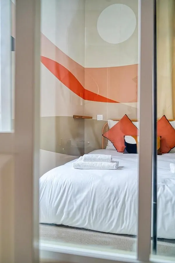 Apartment Appartement Place Du Marechal Juin - Gourgaud Paris France